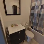 F2 Strasbourg Metropole, 44qm, 2 Zimmer, Komfortabel, Balkon, Tram 5 Minuten *