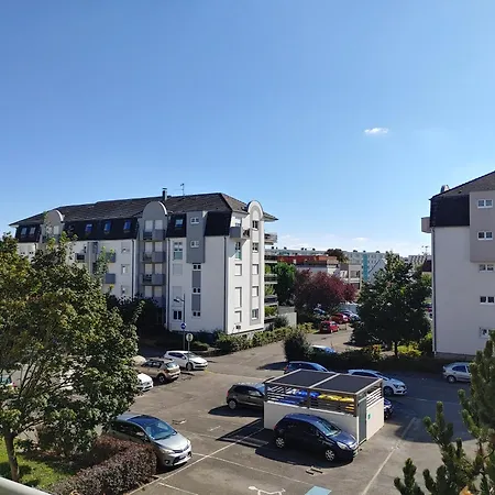 Appartement F2 Strasbourg Metropole, 44qm, 2 Zimmer, Komfortabel, Balkon, Tram 5 Minuten