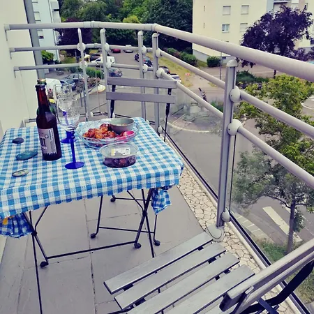 Lägenhet F2 Strasbourg Metropole, 44qm, 2 Zimmer, Komfortabel, Balkon, Tram 5 Minuten Bischheim