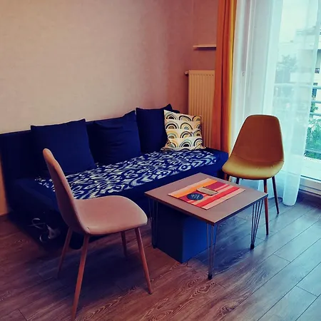 F2 Strasbourg Metropole, 44qm, 2 Zimmer, Komfortabel, Balkon, Tram 5 Minuten