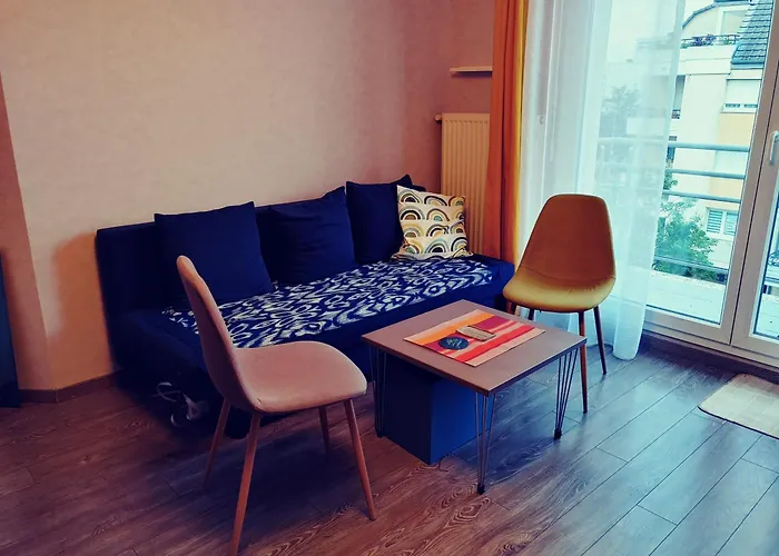 F2 Strasbourg Metropole, 44qm, 2 Zimmer, Komfortabel, Balkon, Tram 5 Minuten